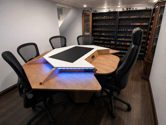 Table Pentagonia
