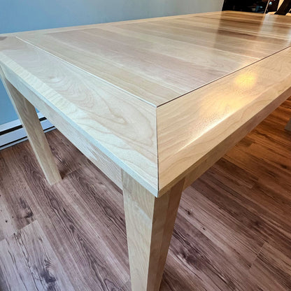 table de jeux de rôle