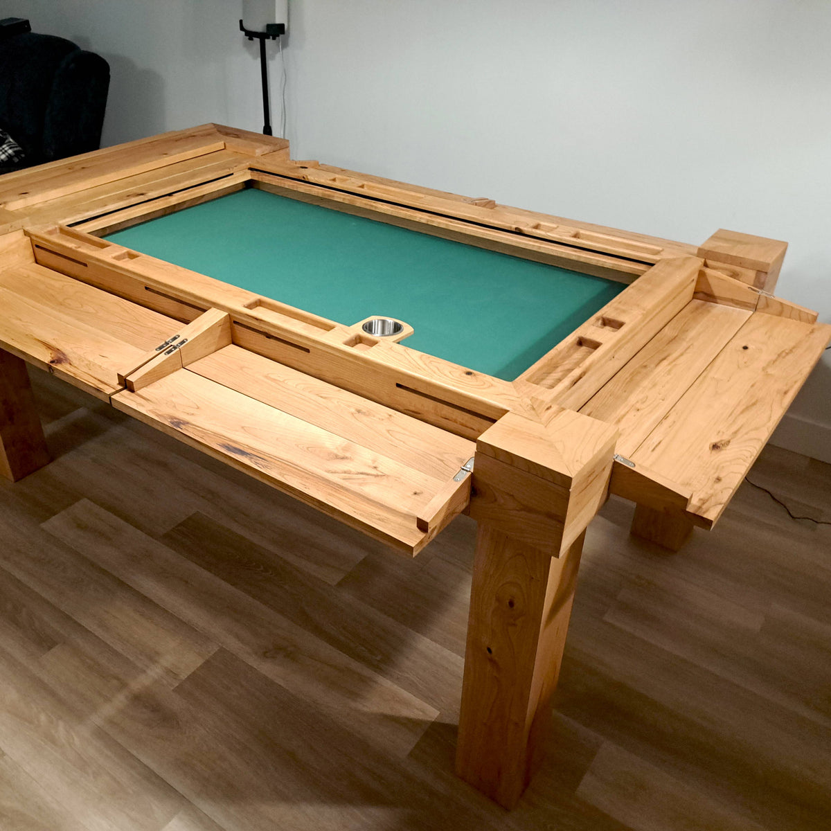 customer photo of Epik table 2