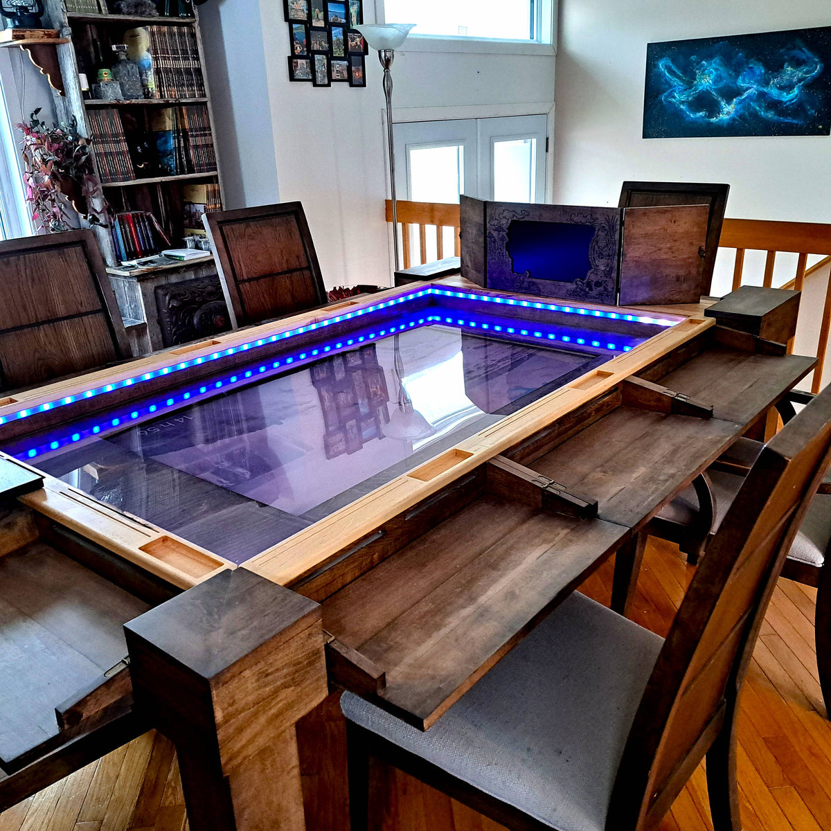 customer photo of Epik table
